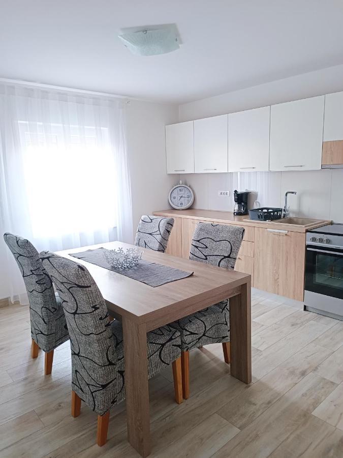 Apartmani Biba Novi Vinodolski Extérieur photo